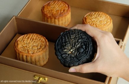 mooncake_2017_web1.jpg