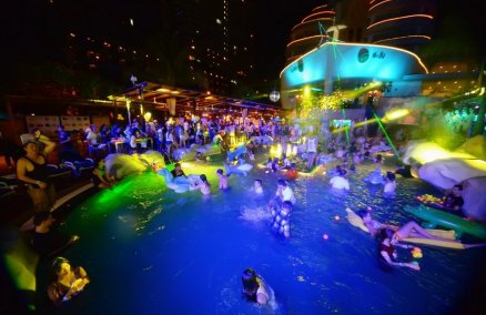 Drink Dive Duck pool party