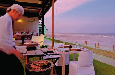 Oceanside Beach Club & Restaurant