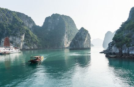 Halong Bay credit Simon Morris