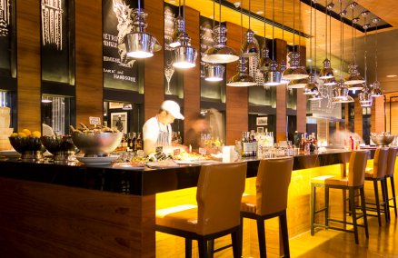 The District Grill Room & Bar 