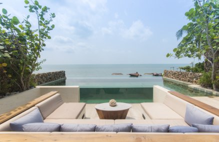 Beachfront Pool Villa