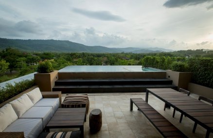 Atta Lakeside Resort 