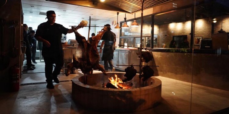 www.fb.com/donasado.bkk