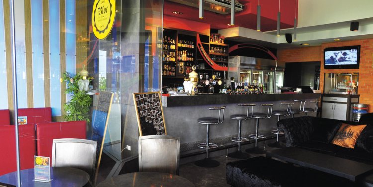 Bloc Beer & Bistro