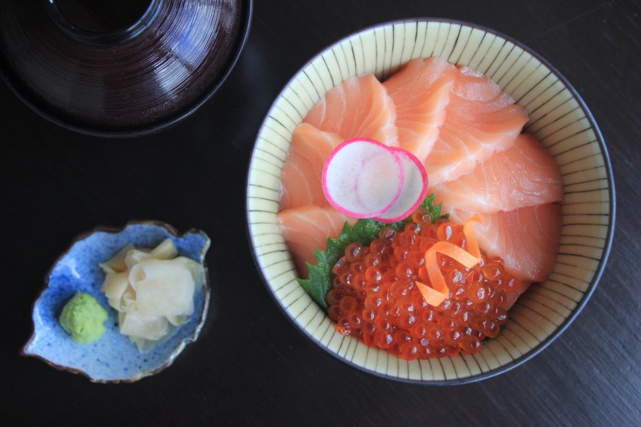 Salmon Ikura Don